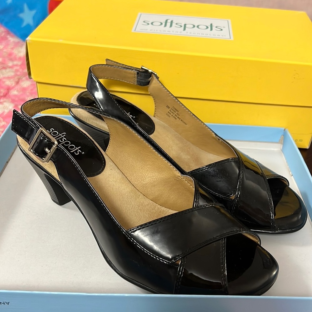 Black patent Softspots Naveah size 9